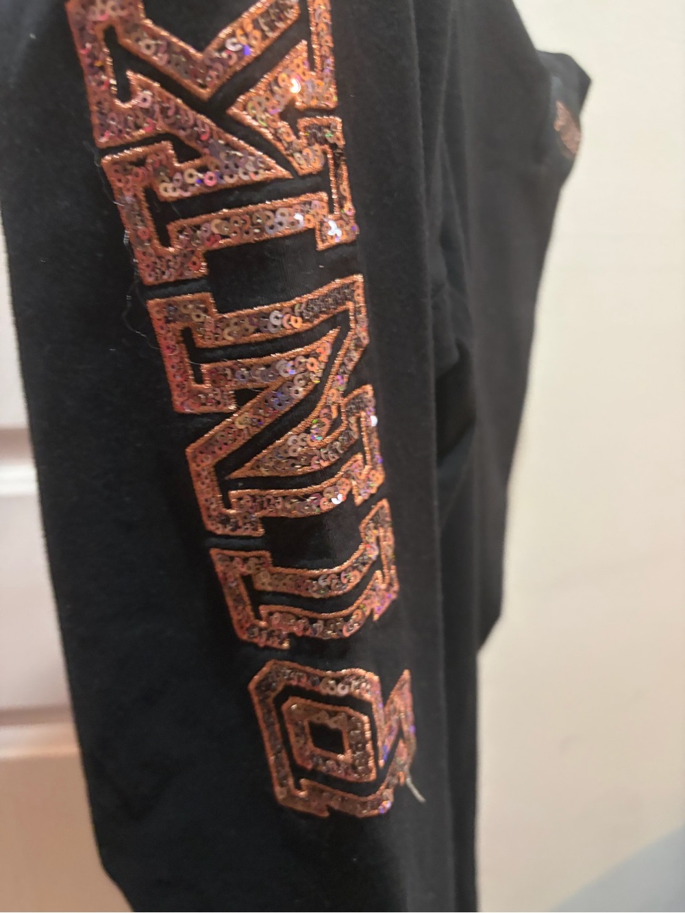 PINK Victoria's Secret Black Logo Leggings with Rose Gold Sequins - Picture 6 of 16